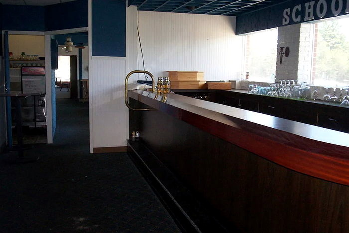 Bayside Hotel (Bayside Inn, The Surf) - Real Estate Listing Photo (newer photo)